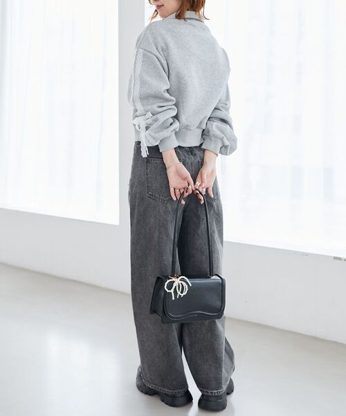 MAJESTIC LEGON（マジェスティックレゴン）の「レースリボンショート裏起毛スウェット（スウェット・レディース・アイボリー/グレー/チャコールグレー・MEDIUM）」の14枚目の写真