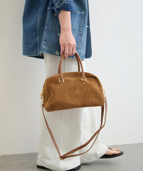 美品AULENTTI/オウレンティ SUEDE MINI BOSTON AULENTTI/オウレンティ】バックルツキMINI BOSTON（ボストン