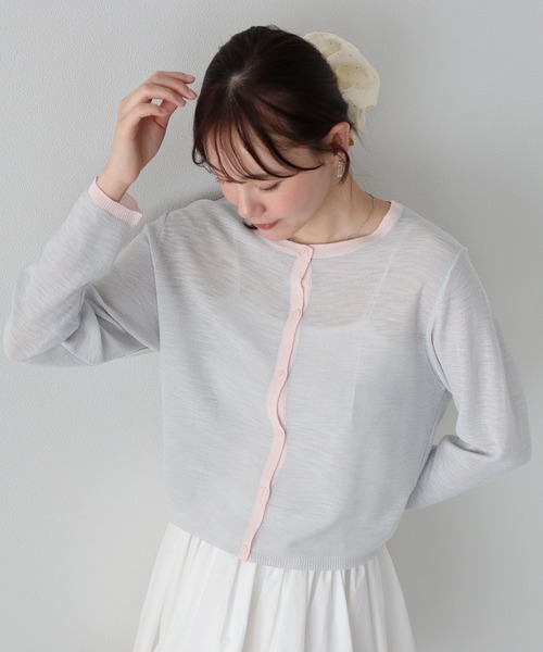 BLUEEAST（ブルーイースト）の「《新色追加/バイカラー》シアーニットカーディガン（カーディガン/ボレロ・レディース・ブラック/オフホワイト/ブルー/パープル/レッド/ホワイト系/グレー系/ネイビー系/イエロー・MEDIUM）」の4枚目の写真