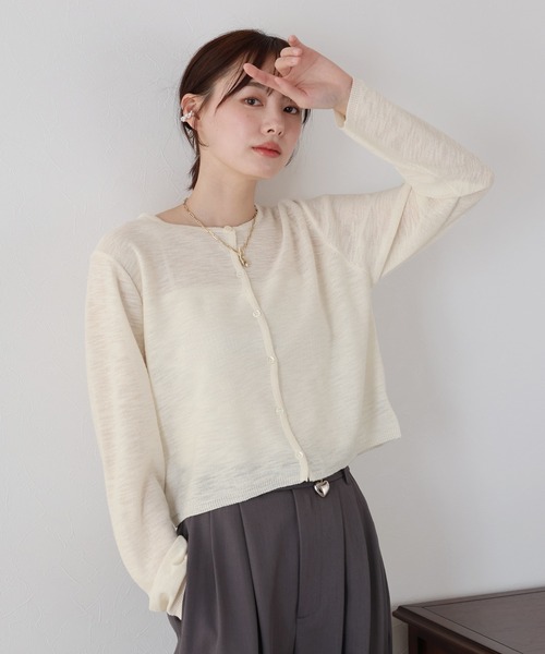 BLUEEAST（ブルーイースト）の「《新色追加/バイカラー》シアーニットカーディガン（カーディガン/ボレロ・レディース・ブラック/オフホワイト/ブルー/パープル/レッド/ホワイト系/グレー系/ネイビー系/イエロー・MEDIUM）」の2枚目の写真