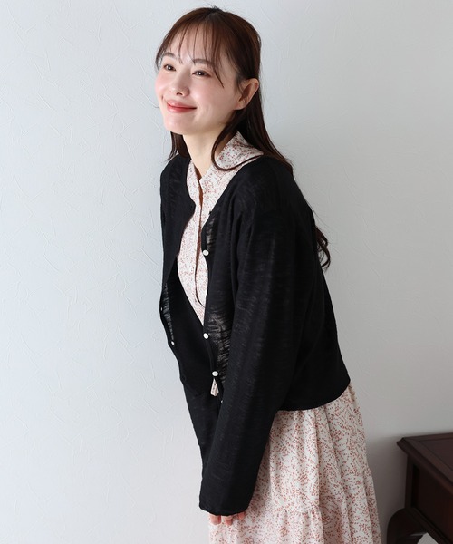 BLUEEAST（ブルーイースト）の「《新色追加/バイカラー》シアーニットカーディガン（カーディガン/ボレロ・レディース・ブラック/オフホワイト/ブルー/パープル/レッド/ホワイト系/グレー系/ネイビー系/イエロー・MEDIUM）」の20枚目の写真