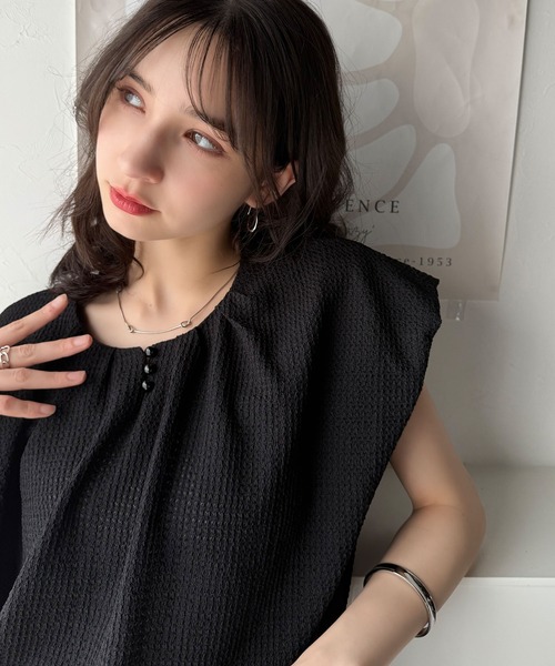 classicalelf(クラシカルエルフ)の「大人フェミニンな着映え。前後2wayタック使いバルーンブラウス(シャツ/ブラウス・レディース・ベージュ/ライム/ブラック/アイボリー・LARGE/MEDIUM/X-LARGE/SMALL)」の17枚目の写真