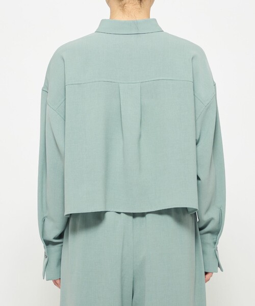 uncrave(アンクレイヴ)の「ドライタッチトロ ショートシャツ(シャツ/ブラウス・レディース・ブラック系/サックスブルー系/アイボリー系/グレー系/ライトイエロー系・2/1)」の9枚目の写真