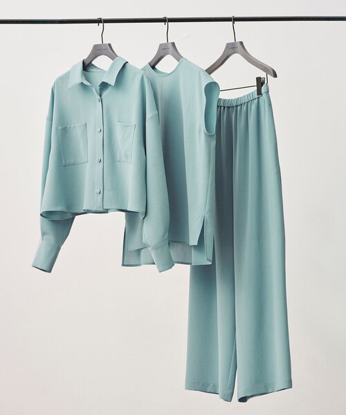 uncrave(アンクレイヴ)の「ドライタッチトロ ショートシャツ(シャツ/ブラウス・レディース・ブラック系/サックスブルー系/アイボリー系/グレー系/ライトイエロー系・2/1)」の15枚目の写真