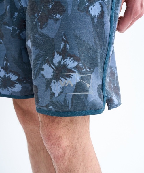 RVCA(ルーカ)の「RVCA メンズ HAWAII YOGGER HYBRID TECH 17 ショートパンツ 【2025年春夏モデル】/ルーカ水陸両用ウエストゴムボタニカル柄サーフトランクス・ボードショーツ・バギーショーツ(水着)(その他パンツ・メンズ・ブルー系その他・SMALL/MEDIUM/LARGE/X-LARGE)」の4枚目の写真