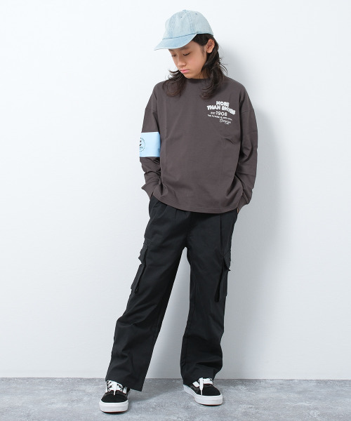 CONVERSE（コンバース）の「CONVERSE 別注袖ラインプリントロングTシャツ（Tシャツ/カットソー・キッズ・ブラック/グリーン/チャコールグレー・160/150/140/130）」の9枚目の写真