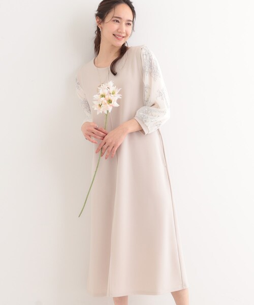 DRESKIP(ドレスキップ)の「◆1枚で上品に決まる お袖レース切り替え7分袖ワンピース(ワンピース・レディース・ナチュラル/ブラック/チャコールグレー・01/02/03/04)」の3枚目の写真