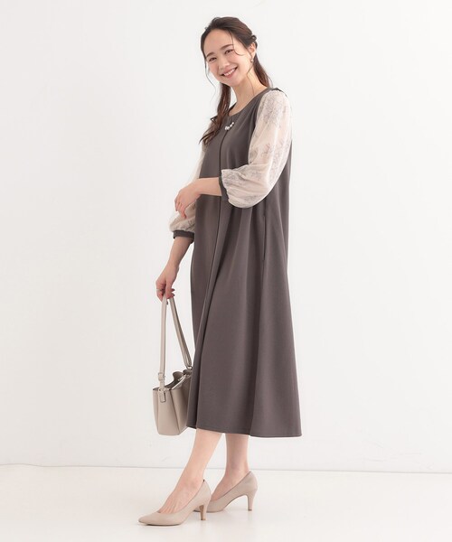 DRESKIP(ドレスキップ)の「◆1枚で上品に決まる お袖レース切り替え7分袖ワンピース(ワンピース・レディース・ナチュラル/ブラック/チャコールグレー・01/02/03/04)」の5枚目の写真