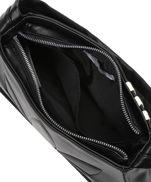 adidas（アディダス）の「adidas HERI SHOULDERBAG JC6001（ハンドバッグ・レディース・ブラック・ONE SIZE）」の4枚目の写真