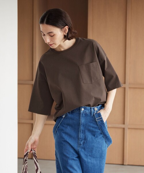 BEAUTY&YOUTH UNITED ARROWS（ビューティーアンドユースユナイテッドアローズ）の「ドルマンスリーブ ポケット Tシャツ 接触冷感（Tシャツ/カットソー・レディース・ピンク/ダークブラウン/ブラック/オフホワイト/ベージュ/ライトブルー・FREE）」の7枚目の写真