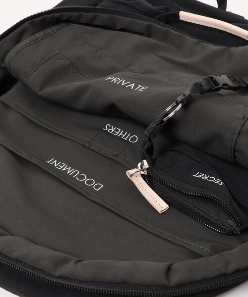 EARTH MADE（アースメイド）の「【WEB限定】【EARTH MADE】12ポケット インサイドプリント2WAYリュック（バックパック/リュック・レディース・ライトグレー/ライトベージュ/ブラック・フリー）」の5枚目の写真