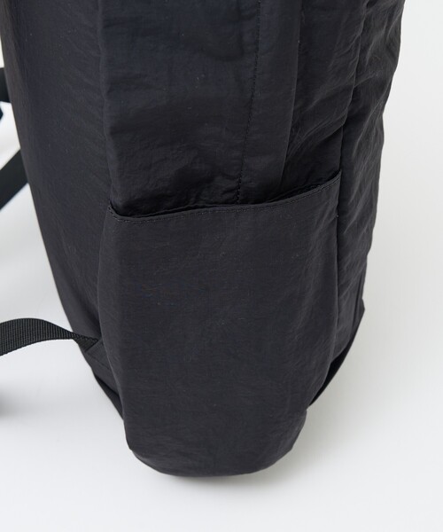 EARTH MADE(アースメイド)の「【WEB限定】【EARTH MADE】12ポケット インサイドプリント2WAYリュック(バックパック/リュック・レディース・ライトグレー/ライトベージュ/ブラック/キャメル・フリー)」の9枚目の写真