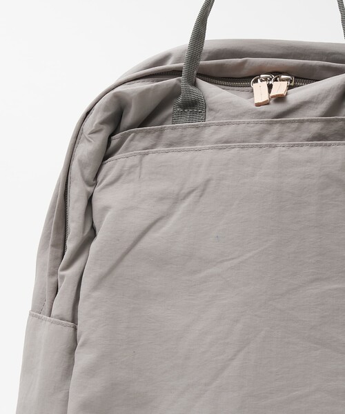 EARTH MADE(アースメイド)の「【WEB限定】【EARTH MADE】12ポケット インサイドプリント2WAYリュック(バックパック/リュック・レディース・ライトグレー/ライトベージュ/ブラック/キャメル・フリー)」の19枚目の写真