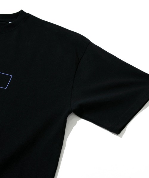 go slow caravan(ゴースローキャラバン)の「USA/C スクエアLOGO バックプリント ゆったり TEE(Tシャツ/カットソー・メンズ・ホワイト/アイボリー/ブラック/イエロー/ブルー/バイオレット・MEDIUM/LARGE/X-LARGE)」の9枚目の写真