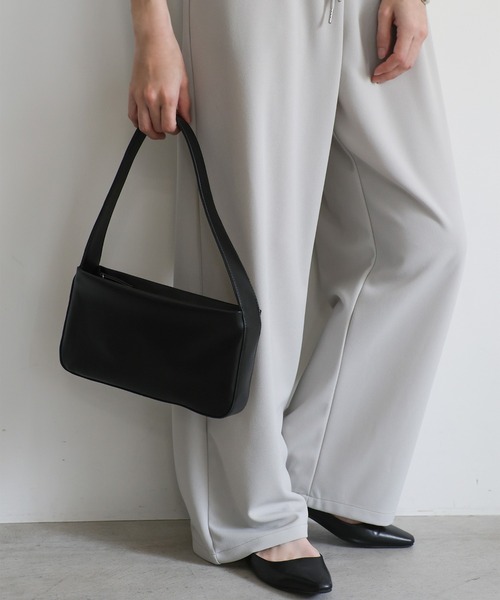 select MOCA（セレクトモカ）の「ワンハンドルスクエアバッグ（ショルダーバッグ・レディース・ブラック/カーキ/ブラウン・FREE）」の14枚目の写真