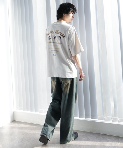 Disney(ディズニー)の「【Disney/ディズニー】ヴィンテージライクロックミッキープリントTシャツ(Tシャツ/カットソー・メンズ・スミクロ/ブラック系その他/ホワイト系その他/アイボリー・M/LL/L)」の19枚目の写真