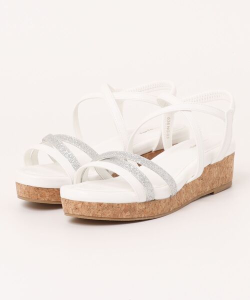 la farfa SHOES(ラ・ファーファ シューズ)の「la farfa shoes クロスベルト ボリュームソール サンダル(サンダル・レディース・ホワイト/ブラック/シルバー・M/L/LL/XL)」の1枚目の写真