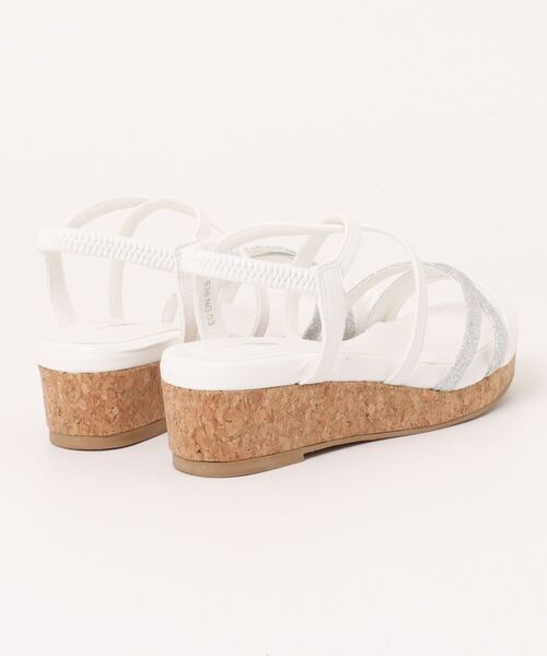 la farfa SHOES(ラ・ファーファ シューズ)の「la farfa shoes クロスベルト ボリュームソール サンダル(サンダル・レディース・ホワイト/ブラック/シルバー・M/L/LL/XL)」の4枚目の写真