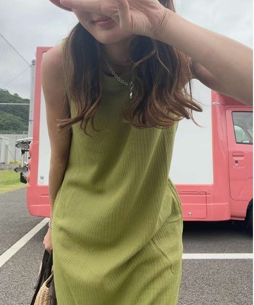 Honeys(ハニーズ)の「【UVカット】カップ付ワンピ―ス(ワンピース・レディース・ブラック/ベージュ系その他/イエロー系その他/ネイビー×ホワイト・LL/S/M/L)」の10枚目の写真