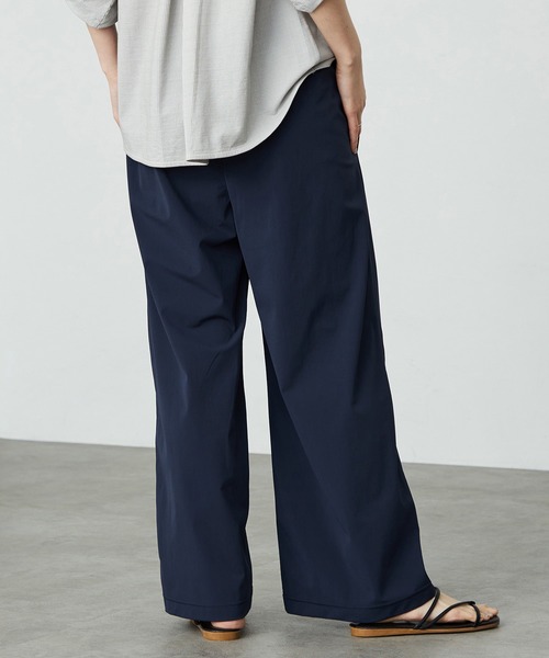 SOMETHING（サムシング）の「SOMETHING ウエストゴムSLワイドパンツ【UVカット・冷感・防シワ】夏用・涼しい（その他パンツ・レディース・ブラック/アイボリー/ネイビー/ミント・FREE）」の10枚目の写真