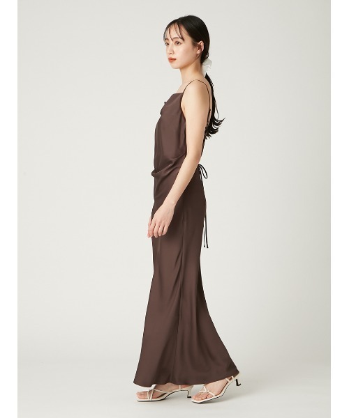 【新品タグ付き】FRAY I.D ドレープサテンキャミワンピース BRN 0 ドレープサテンキャミワンピース／ウォッシャブル（ワンピース