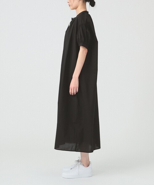 Ray BEAMS（レイビームス）の「スリットネック ボリューム ワンピース（ワンピース・レディース・ブルー/ブラック/ケリーグリーン・ONE SIZE）」の15枚目の写真