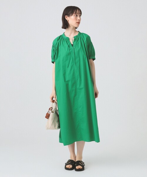 BEAMS　スリットネック ボリューム ワンピース Ray BEAMS ワンピース スリットネック ボリューム : ZOZOTOWN