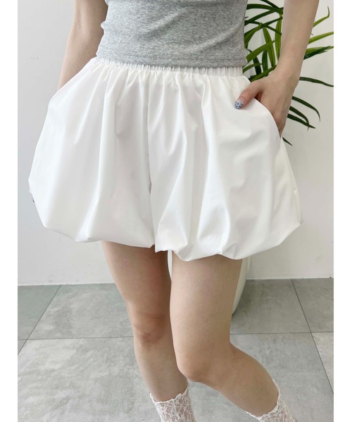 treat ürself サテンバルーンショートパンツ　F ホワイト treat ürself サテンバルーンショートパンツ F ホワイト