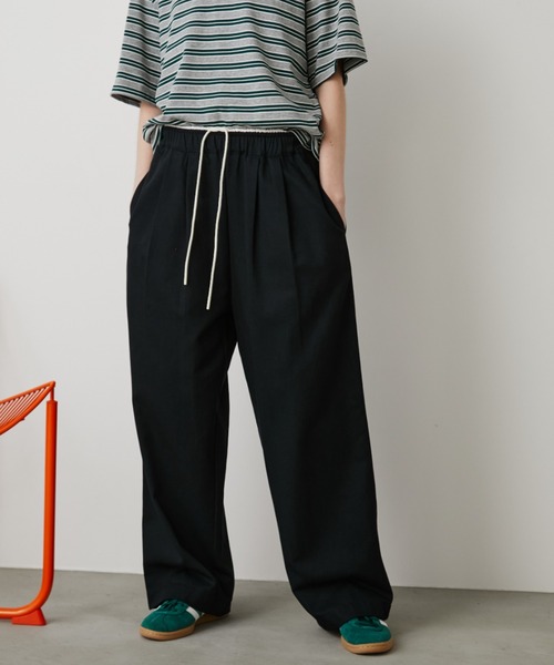 Auntie Rosa Holiday(アンティローザホリデー)の「ワイドレッグチノスラックス / サイズ展開あり(その他パンツ・レディース・ブラック/ベージュ/ダークネイビー・SMALL/MEDIUM)」の11枚目の写真