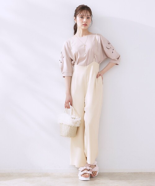 couture brooch(クチュールブローチ)の「【マシンウォッシャブル・きれいめ】キャミロンパース(その他パンツ・レディース・アイボリー/ブラック/ベージュ・36/38/40/42)」の15枚目の写真