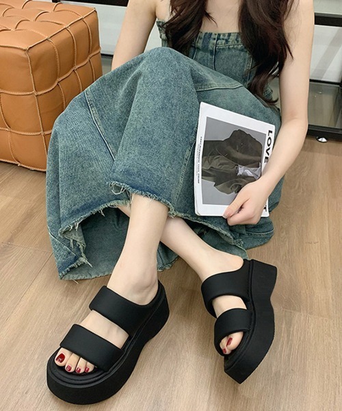 Miniministore(ミニミニストア)の「厚底サンダル スリッパサンダル 美脚 夏(サンダル・レディース・シルバー/アイボリー/ブラック・22.5cm/23.0cm/23.5cm/24.0cm/25.0cm/24.5cm)」の9枚目の写真