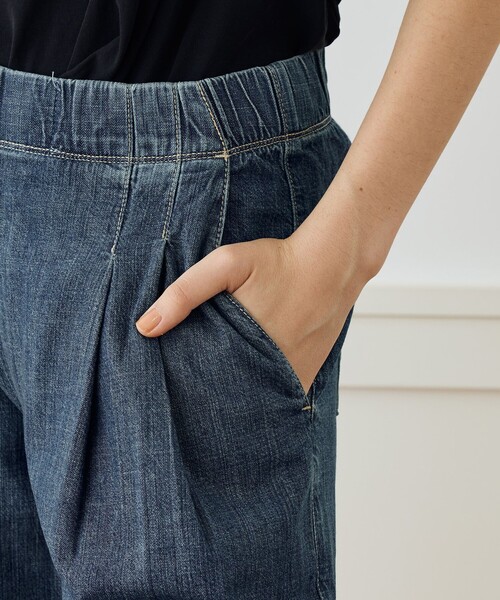 JAMES PERSE(ジェームスパース)の「コットンデニム タックワイドパンツ WCID1090(デニムパンツ・レディース・ダークブルー/ライトブルー・0/1)」の9枚目の写真