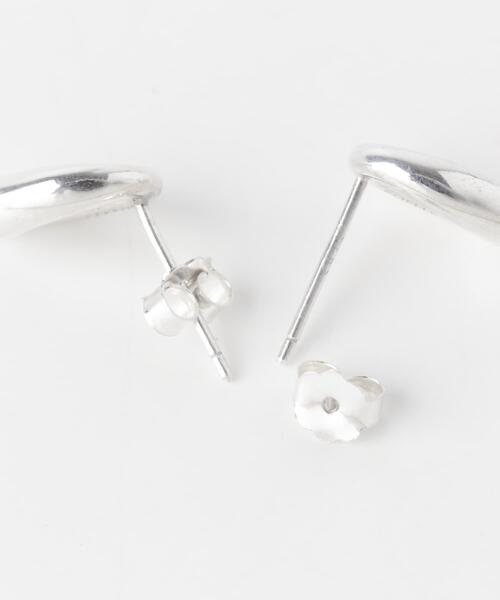 SMELLY(スメリー)の「SMELLY so’ asymmetric solid pierce(ピアス(両耳用)・レディース・シルバー・-)」の11枚目の写真