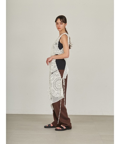 styling/（スタイリング）の「ハンドクロシェニットベスト（ベスト・レディース・ブラック/ホワイト・FREE）」の17枚目の写真