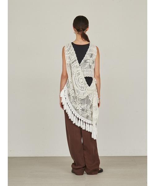 styling/（スタイリング）の「ハンドクロシェニットベスト（ベスト・レディース・ブラック/ホワイト・FREE）」の11枚目の写真