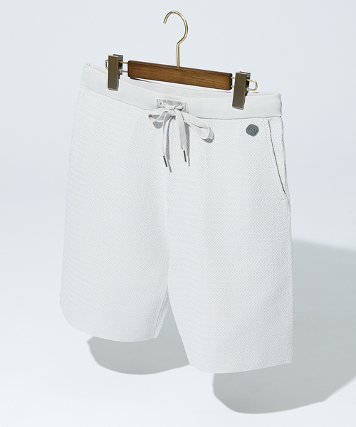 DESIGNWORKS(デザインワークス)の「【セットアップ対応】ヘリンボーン サマーニット ショートパンツ(その他パンツ・メンズ・ライトグレー/グレイッシュベージュ/チャコールグレー・46/48)」の2枚目の写真