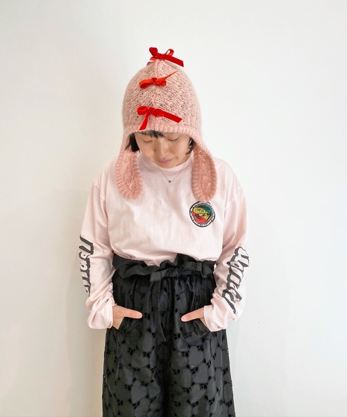 HOLIDAY（ホリデイ）の「MOHAIR BLEND RIBBON EARMUFF KNIT CAP モヘアブレンドリボンイヤーマフニットキャップ（ニットキャップ/ビーニー・レディース・ブルー/ピンク・ONE SIZE）」の8枚目の写真