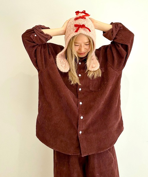 HOLIDAY（ホリデイ）の「MOHAIR BLEND RIBBON EARMUFF KNIT CAP モヘアブレンドリボンイヤーマフニットキャップ（ニットキャップ/ビーニー・レディース・ブルー/ピンク・ONE SIZE）」の5枚目の写真