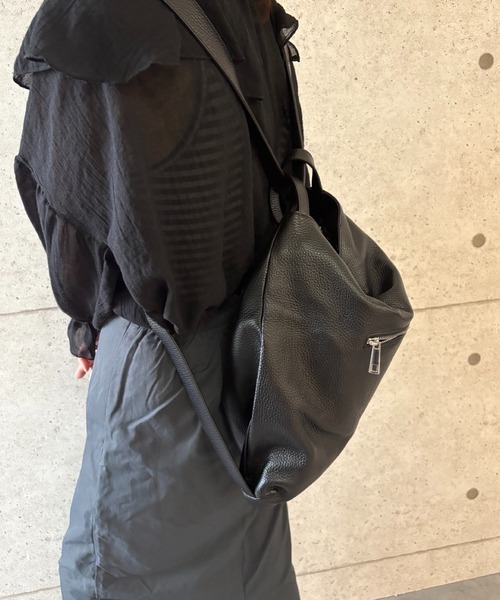 Lilimill(リリミル)の「2wayレザーバッグ(ショルダーバッグ・レディース・ライトグリーン/ミント/ライトパープル/ブラック/ダークブラウン/ダークグレー・FREE)」の16枚目の写真