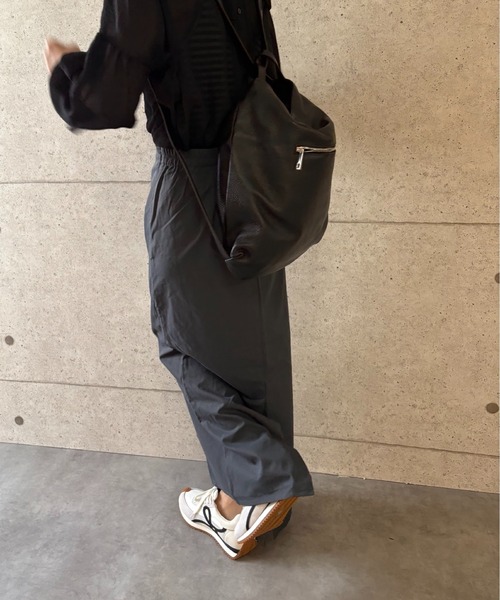 Lilimill(リリミル)の「2wayレザーバッグ(ショルダーバッグ・レディース・ライトグリーン/ミント/ライトパープル/ブラック/ダークブラウン/ダークグレー・FREE)」の18枚目の写真