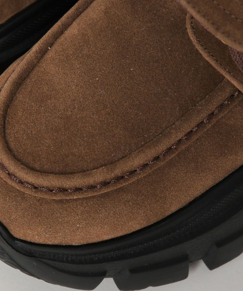 FOREVER 21（フォーエバー トゥエンティーワン）の「【2025SS】フェイクスエードモカシン（モカシン/デッキシューズ・レディース・ブラウン/ブラック・MEDIUM/LARGE）」の16枚目の写真
