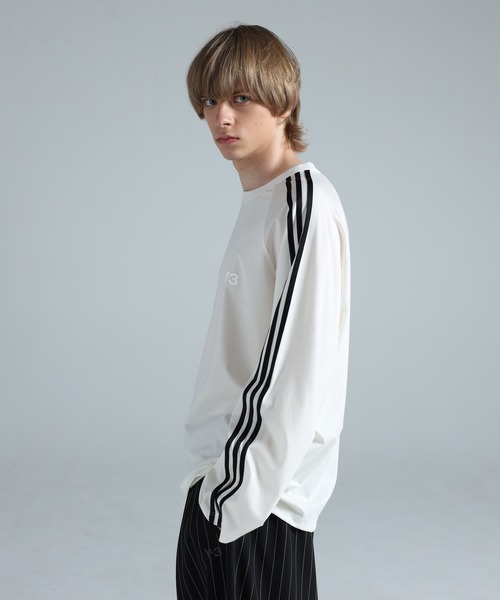 Y-3(ワイスリー)の「Y-3 LONG SLEEVE TEE 3-STRIPES(Tシャツ/カットソー・メンズ・ライトホワイト・SMALL/MEDIUM/LARGE/X-SMALL/X-LARGE)」の3枚目の写真