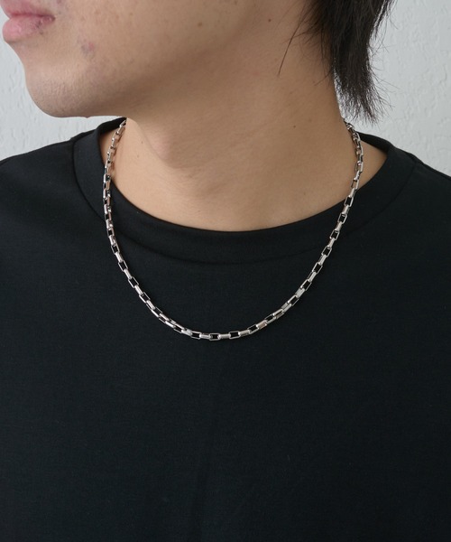 COLONY 2139（コロニートゥーワンスリーナイン）の「スクエアチェーンネックレス（ネックレス・メンズ・シルバー・FREE）」の2枚目の写真
