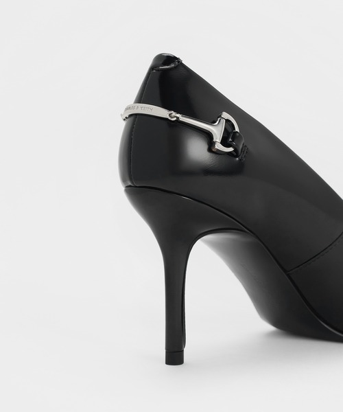 CHARLES & KEITH(チャールズ & キース)の「Erinna エリンナ メタリックアクセントポインテッドトゥパンプス(パンプス・レディース・バーガンディー/ブラック系その他7・22cm/22.5cm/23cm/23.5cm/24.5cm/25cm/25.5cm)」の18枚目の写真