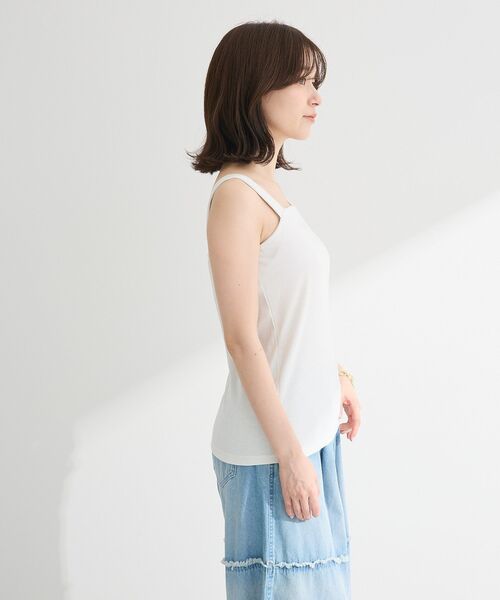 Green Parks(グリーンパークス)の「スクエアラメタンクトップ(タンクトップ・レディース・ゴールド/ブラック/グレー/オフホワイト・FREE)」の19枚目の写真