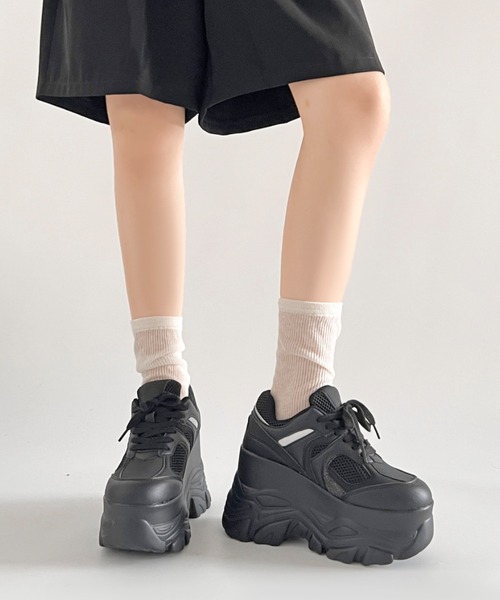 Shoes in Closet(シューズインクローゼット)の「【年中かわいい厚底】+10.5㎝ 厚底 ハイソール ラメMIX ボリューム スニーカー 536(スニーカー・レディース・ブラック/ホワイト・M/S/LL/L)」の9枚目の写真