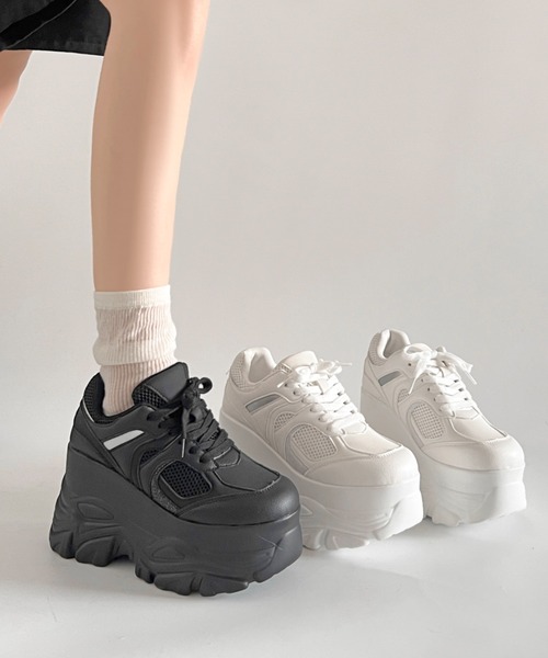 Shoes in Closet(シューズインクローゼット)の「【年中かわいい厚底】+10.5㎝ 厚底 ハイソール ラメMIX ボリューム スニーカー 536(スニーカー・レディース・ブラック/ホワイト・M/S/LL/L)」の22枚目の写真