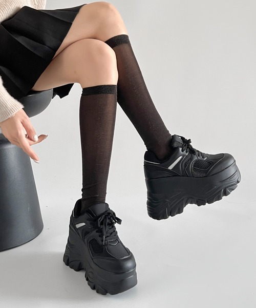 Shoes in Closet(シューズインクローゼット)の「【年中かわいい厚底】+10.5㎝ 厚底 ハイソール ラメMIX ボリューム スニーカー 536(スニーカー・レディース・ブラック/ホワイト・M/S/LL/L)」の6枚目の写真