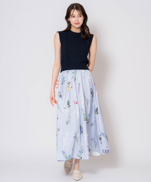 NOELA（ノエラ）の「【15周年】ボタニカルフレアスカート（スカート・レディース・ネイビー/サックスブルー/オフホワイト・S/M）」の5枚目の写真