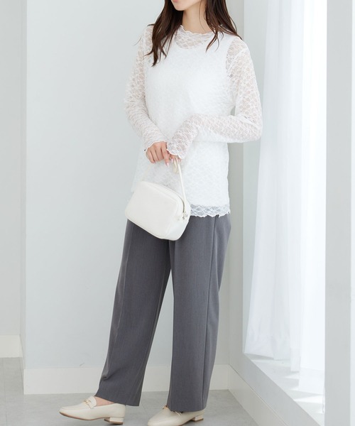 BELLUNA PLUS(ベルーナ)の「のびやかレース素材メロー使いプルオーバー(Tシャツ/カットソー・レディース・グレー/オフホワイト/ブラック・LARGE/X-LARGE/MEDIUM)」の4枚目の写真